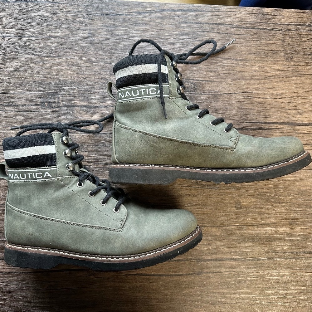 *NAUTICA* Greem x Black Lace-Up Boots Size 9